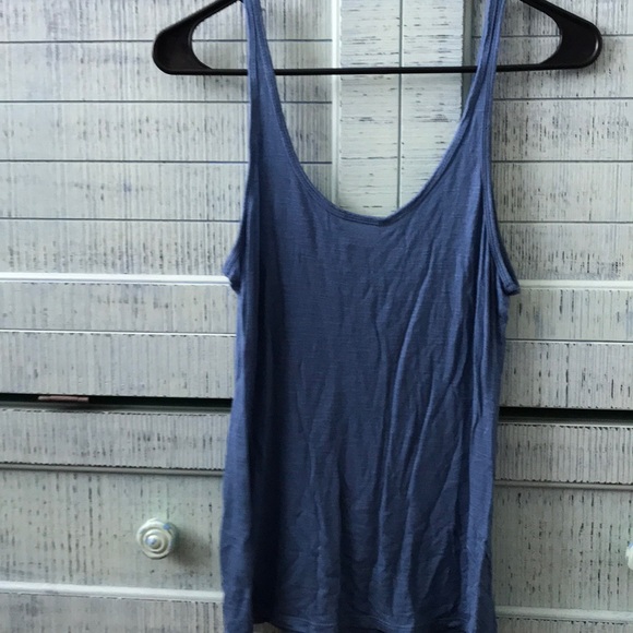 Simple Blue Tank - Picture 2 of 2